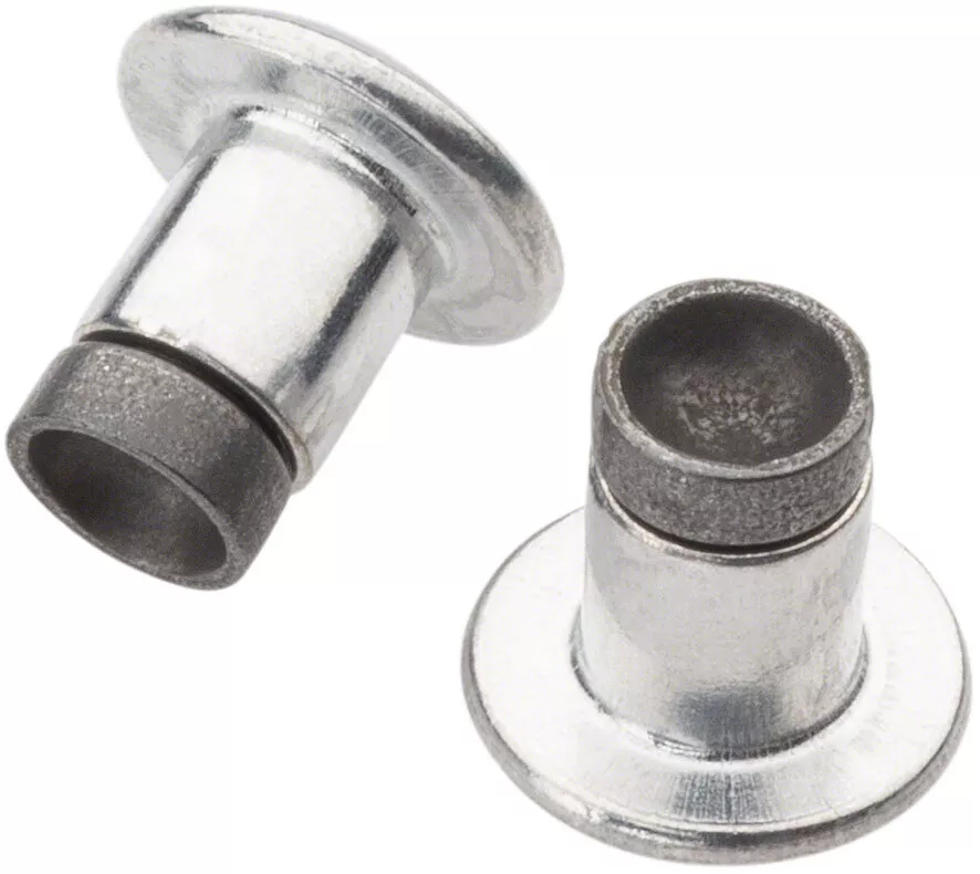 45nrth-xl-concave-studs 45NRTH XL Concave Studs