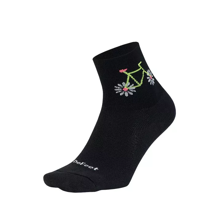 defeet-aireator-women-s-3-pedal-power-socks DeFeet Aireator Women's 3" Pedal Power Socks